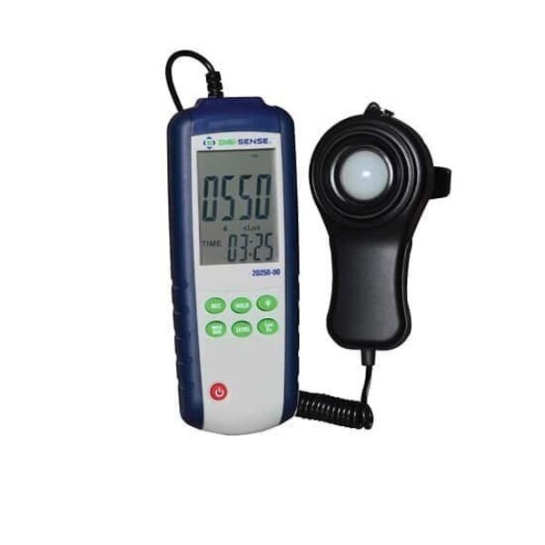 Data Logging Light Meter with NIST-Trace
