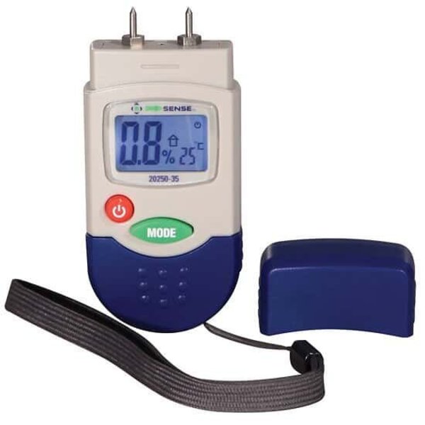 Precalibrated Pocket Size Moisture Meter