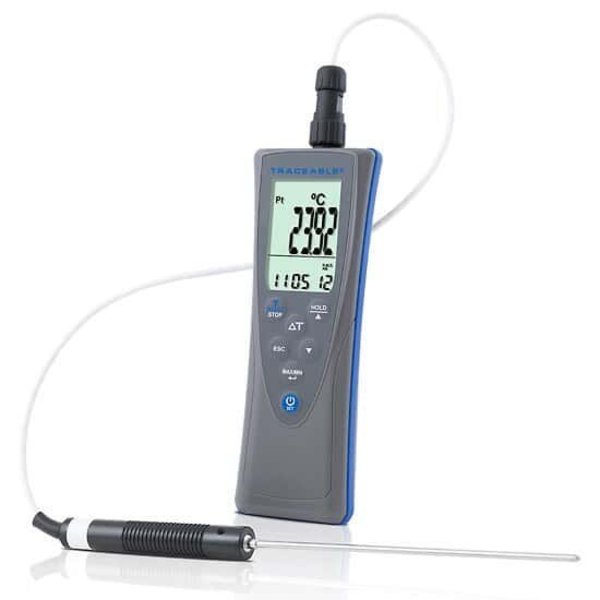 Traceable RTD Thermometer with Calibrati