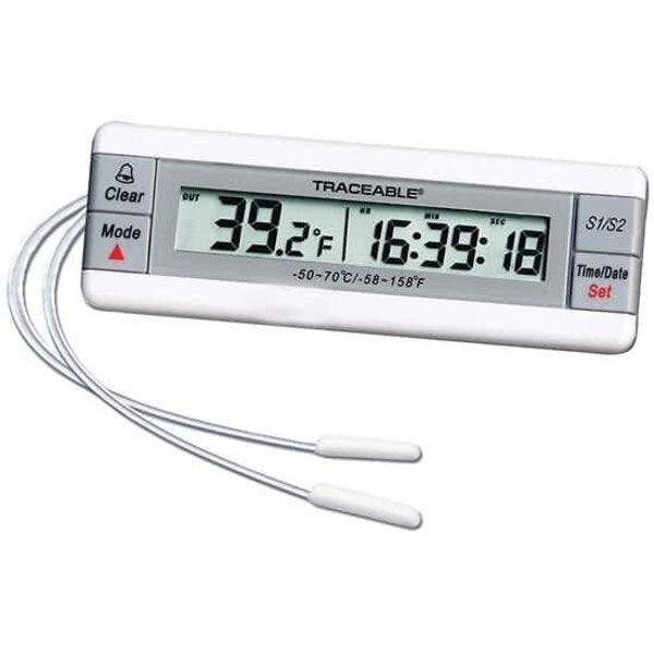 Traceable Two-Channel Digital Thermomete