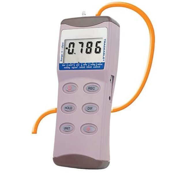 Traceable Digital Manometer with Calibra