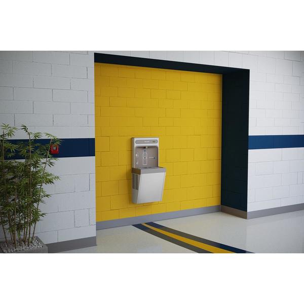 Bottle Filler, H 41.2 in, D 11.8 in