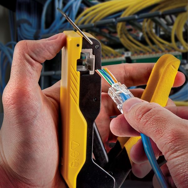 Data Cable Crimping Tool for Pass-Thruâ¢, Compact