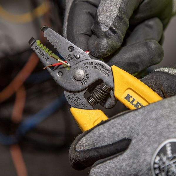 6 1/4 in Wire Stripper 30 to 22 AWG