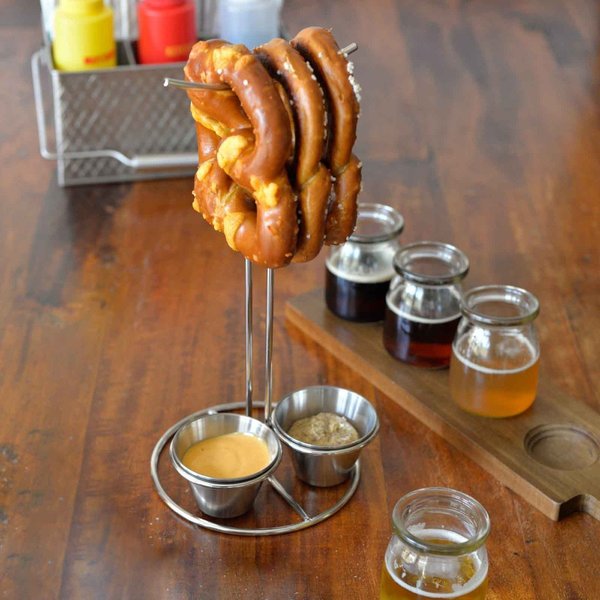 Onion Ring Tower/Ramekin Holder, 6x6x12