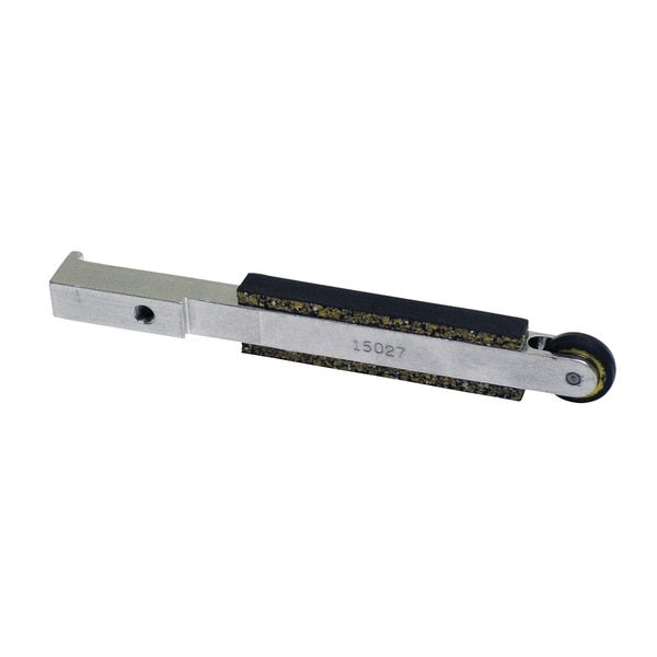 Blk Radiator Push Type Ret 7mm Hole 12mm Stem L PK10