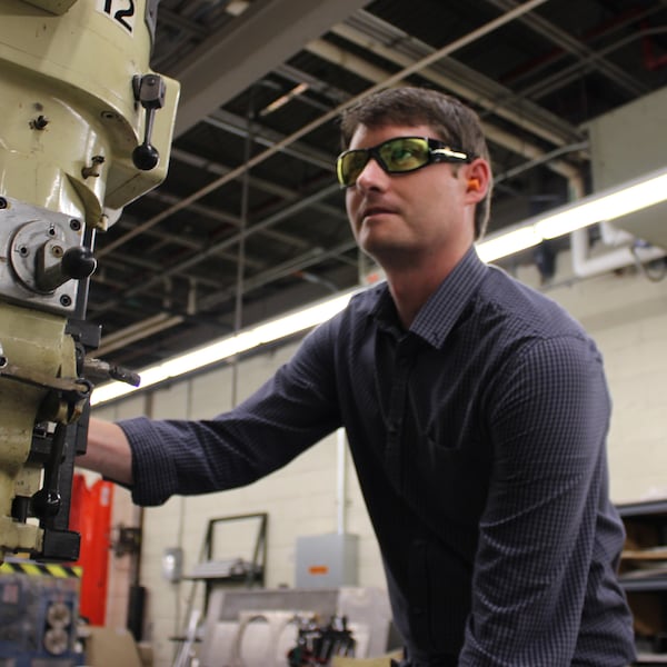 Safety Glasses, Wraparound Amber Polycarbonate Lens, Anti-Fog, Scratch-Resistant