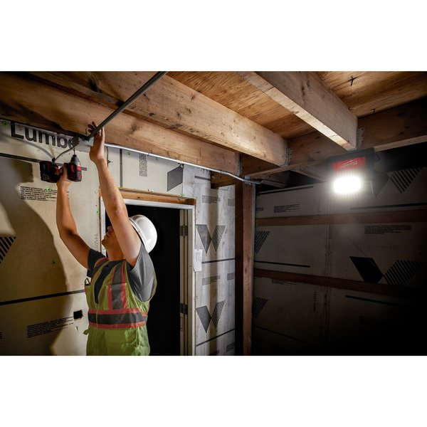 M18 ROVER Dual Power Flood Light (Tool Only)