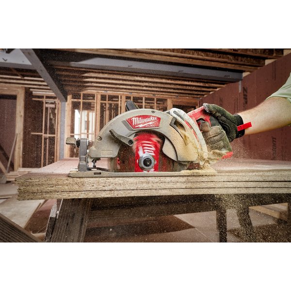 M18 FUEL 7-1/4 in. Rear Handle Circular Saw (Tool Only)