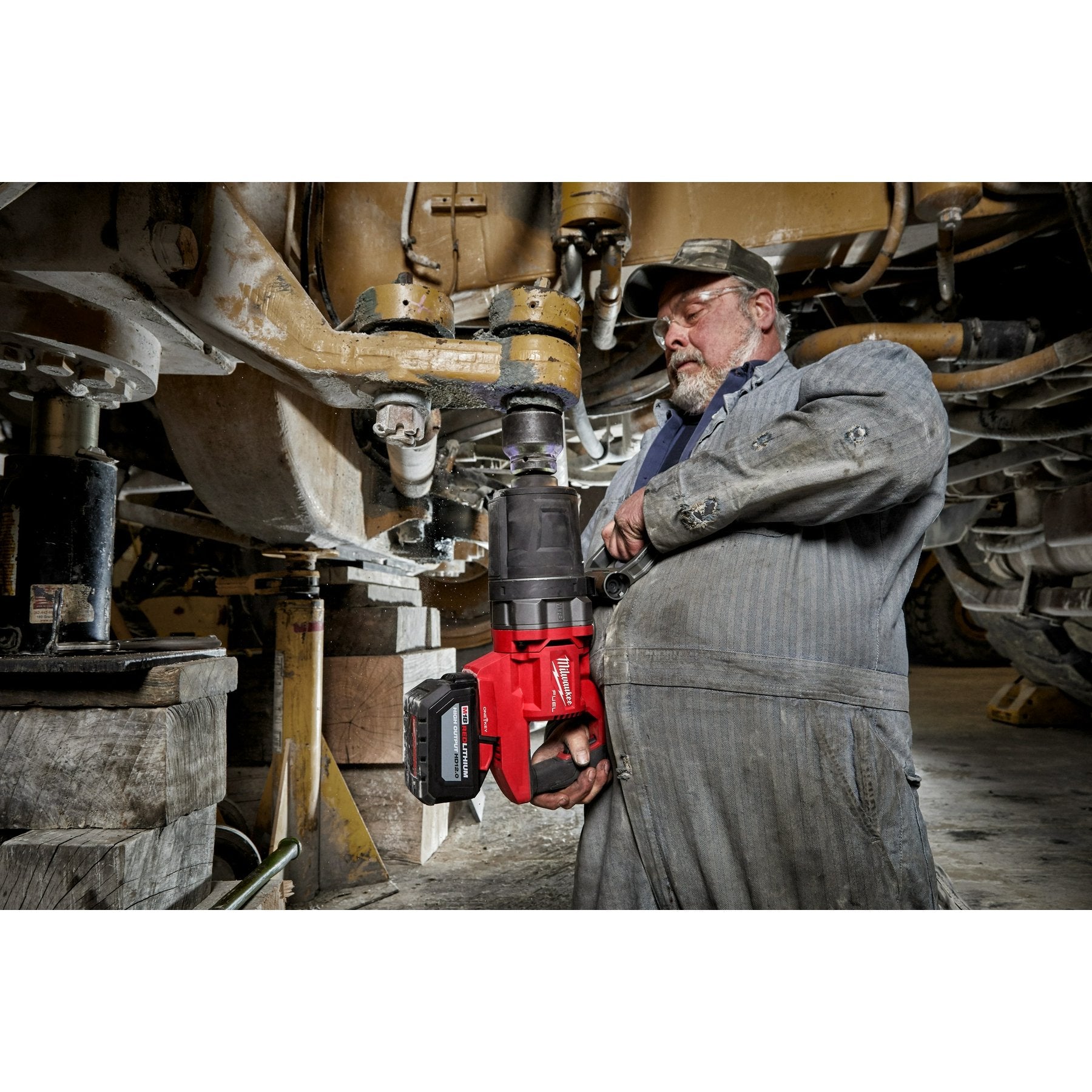 M18 FUEL 1 in. D-Handle High Torque Impact Wrench with ONE-KEY (Tool Only)