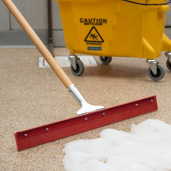 Str Red Gum Rbbr Floor Squeegee, 24