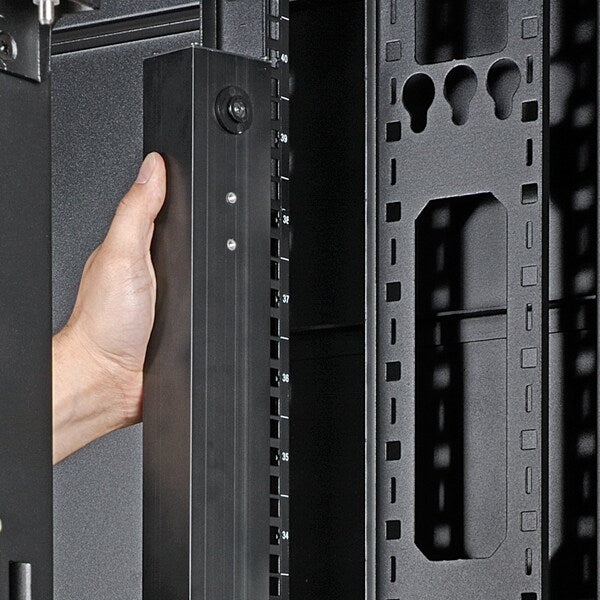 PDU, 3-Ph, Switched, 22.1kW, 12 C13, 12C19, 0U