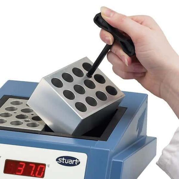 Extraction Tool for Block Heaters