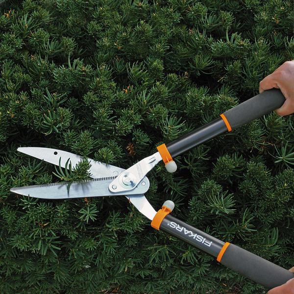 Power-Lever Hedge Shears (8