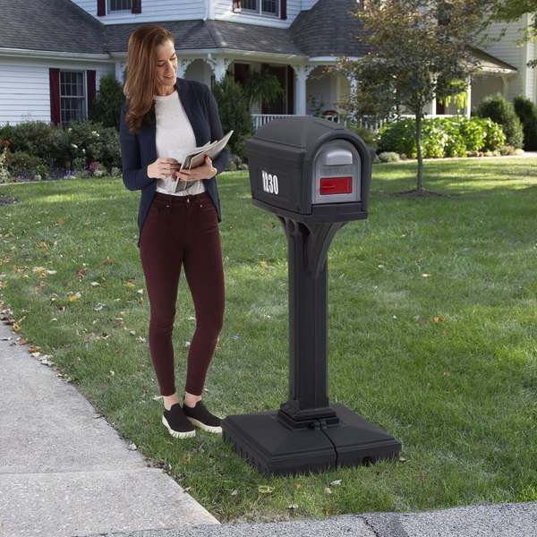 Dig Free Easy Up Classic Mailbox