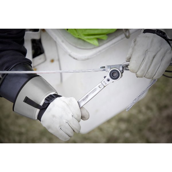 Linemanâs 5in1 Ratcheting Wrench