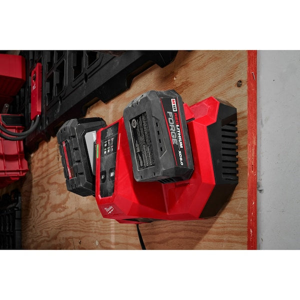 M18 Dual Bay Simultaneous Super Charger