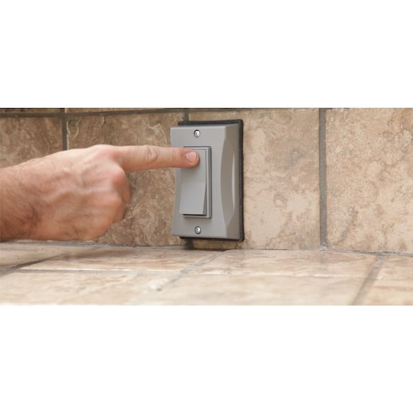 1 -Gang Vertical Weatherproof Decorator Switch Cover, 3.02