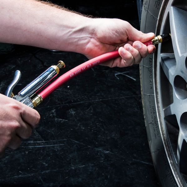 Straight Tire Inflator With Gauge, 12
