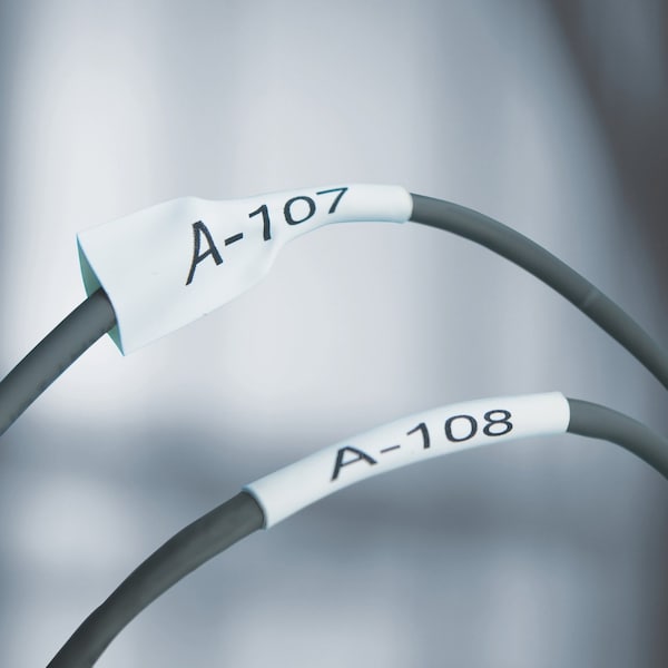 RHINO (R) Heat Shrink Tube Label 3/8