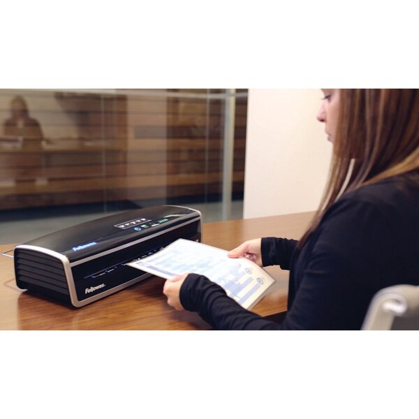 Laminating Machine, Speed 53 In/Min