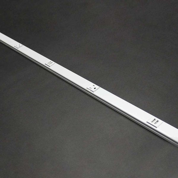 Plugmold, Wh, 3 TR Otlet, 3 USB Port, 5 ft.