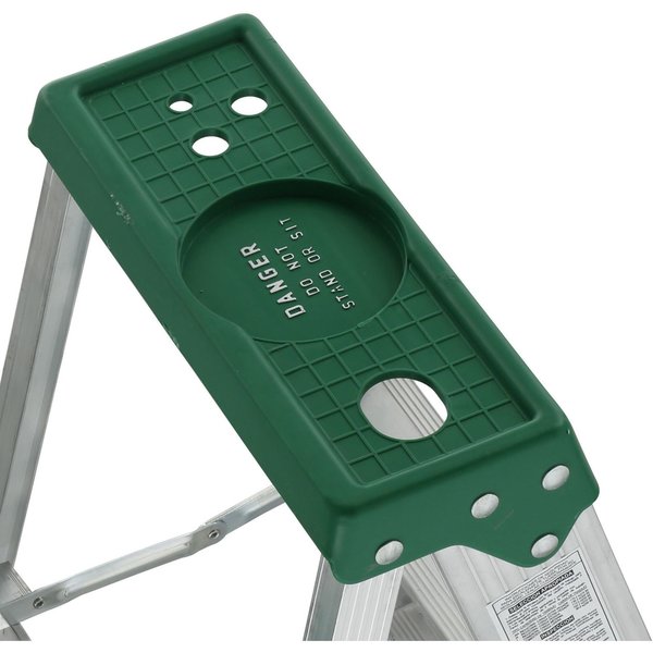 8 ft Aluminum Stepladder