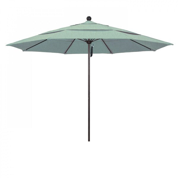 Patio Umbrella, Octagon, 107