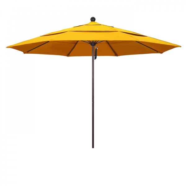 Patio Umbrella, Octagon, 107