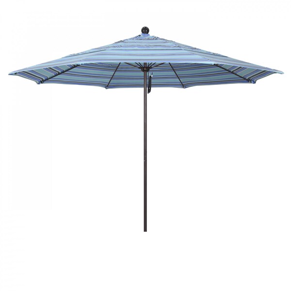 Patio Umbrella, Octagon, 107