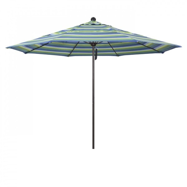 Patio Umbrella, Octagon, 107