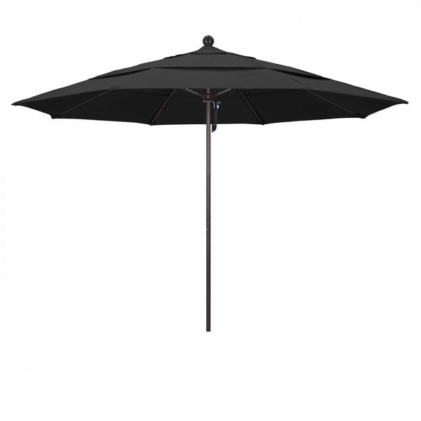 Patio Umbrella, Octagon, 107
