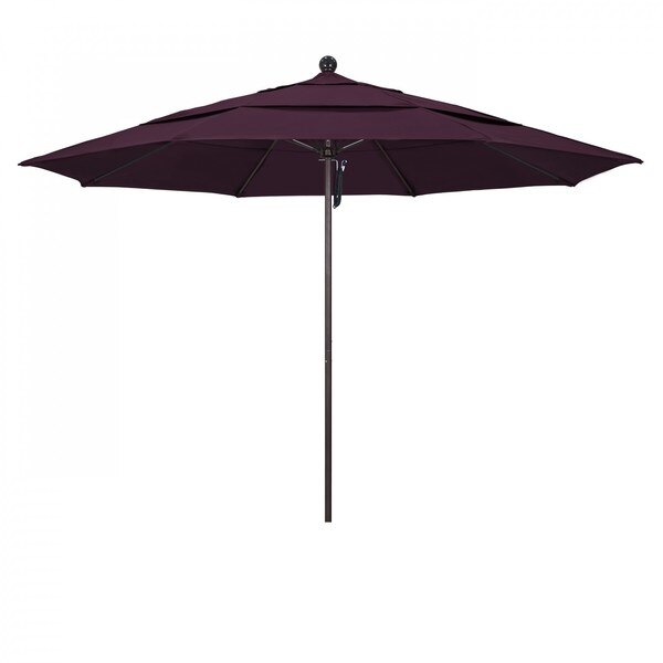 Patio Umbrella, Octagon, 107