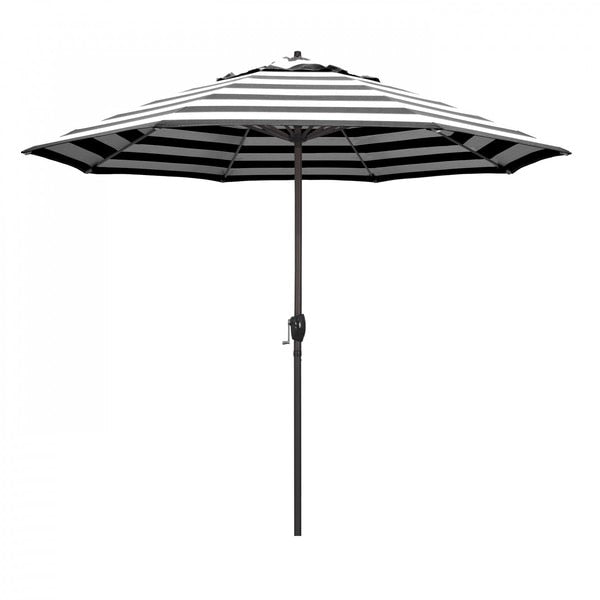 Patio Umbrella, Octagon, 102