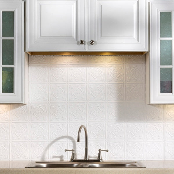 Fasade 18in x 24in Traditional 1 Gloss White Backsplash Panel 5pk