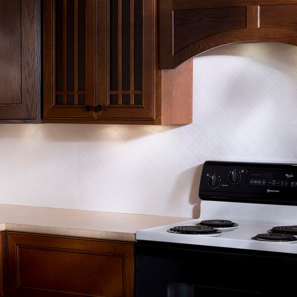 Fasade 18in x 24in Quilted Matte White Backsplash Panel 5pk