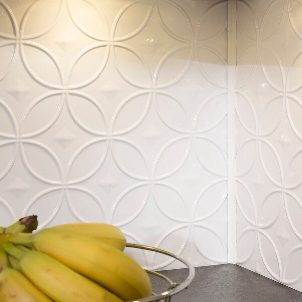 Fasade 18in x 24in Rings Gloss White Backsplash Panel 5pk