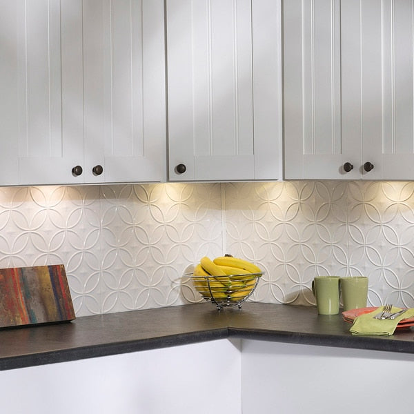 Fasade 18in x 24in Rings Gloss White Backsplash Panel 5pk