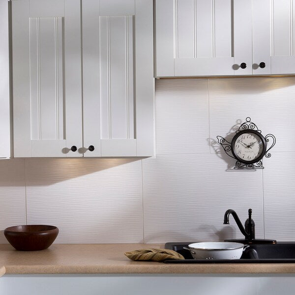 Fasade 18in x 24in Ripple Gloss White Backsplash Panel 5pk