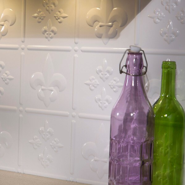 Fasade 18in x 24in Fleur-de-lis Gloss White Backsplash Panel 5pk