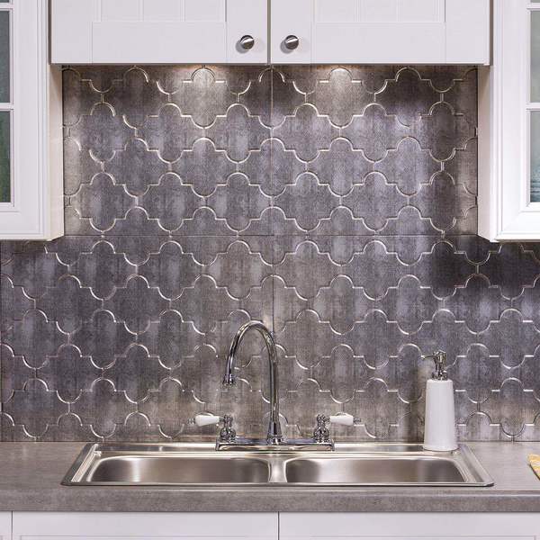 Fasade 18in x 24in Monaco Crosshatch Silver Backsplash Panel 5pk