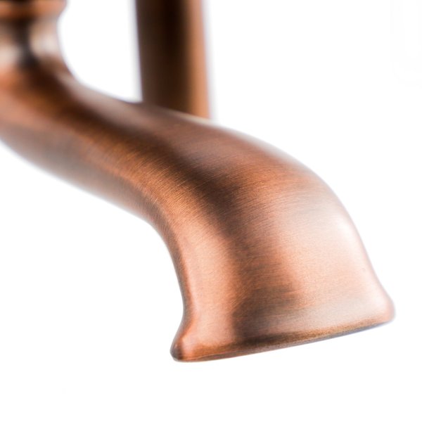 Rim-Mounted Tub Filler, Handshower in Oi