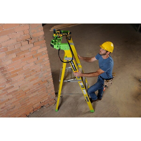 5 ft 0.25 ft Fiberglass Platform Stepladder