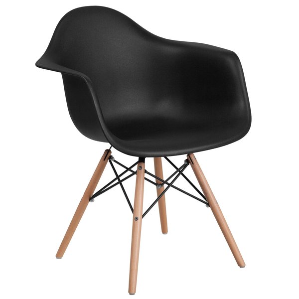 Black Chair, 24.5 W 25