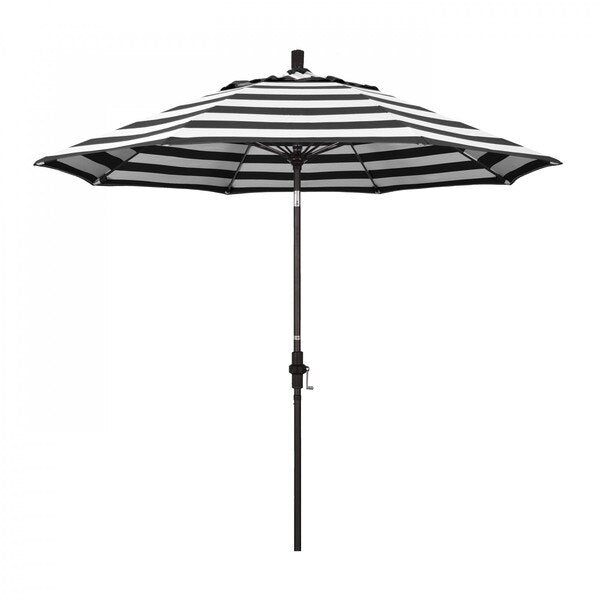 Patio Umbrella, Octagon, 101