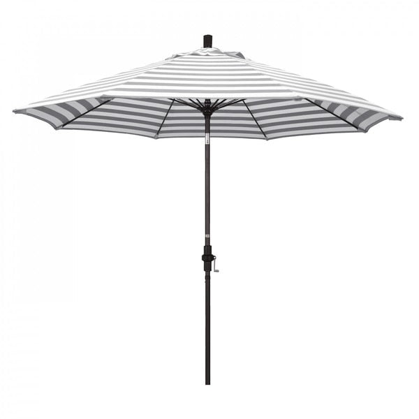 Patio Umbrella, Octagon, 101