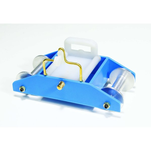 Halls Carriage with Universal Smartphon