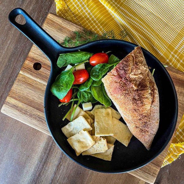 Round Cast Iron Melamine Skillet, 8.5
