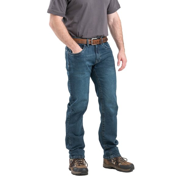 Highland Flex Relaxed Fit Straight Leg J