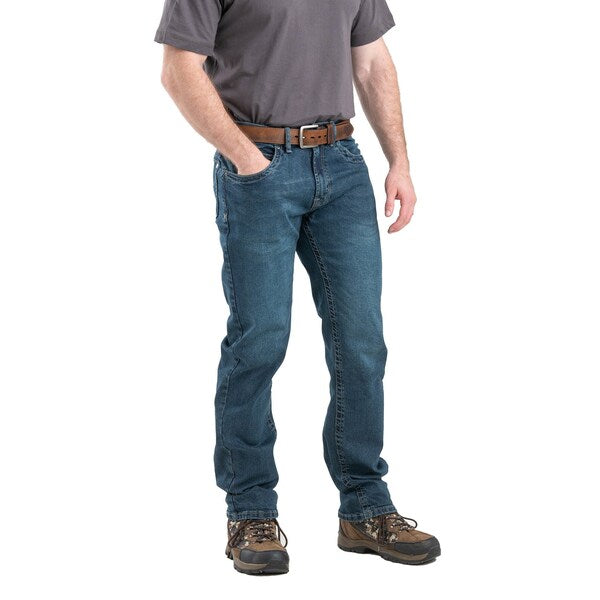 Highland Flex Relaxed Fit Straight Leg J